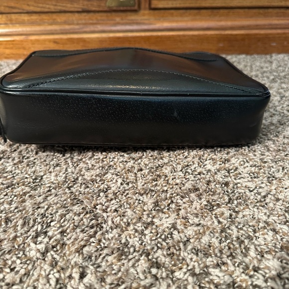 Gucci Black Clutch Vintage Or Men’s or Women’s Toiletry Bag - Red Inside - Picture 6 of 16